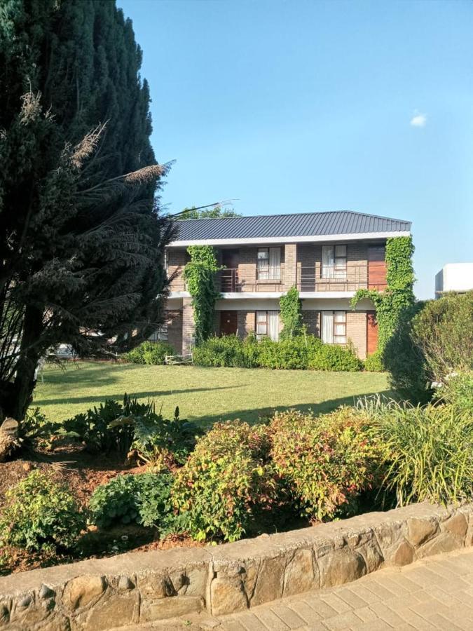 Naleli Guest House Selomas Exterior foto